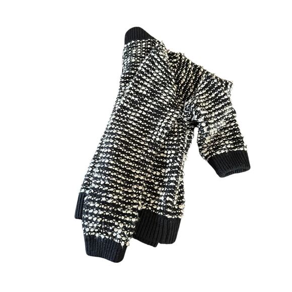 Beautiful Italian black and white sweater size L Cocogio button down sweater - Picture 3 of 6